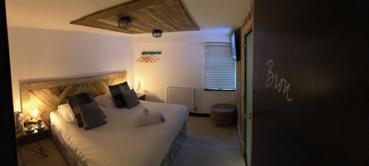 The Wiremill Hotel Felbridge Exterior photo